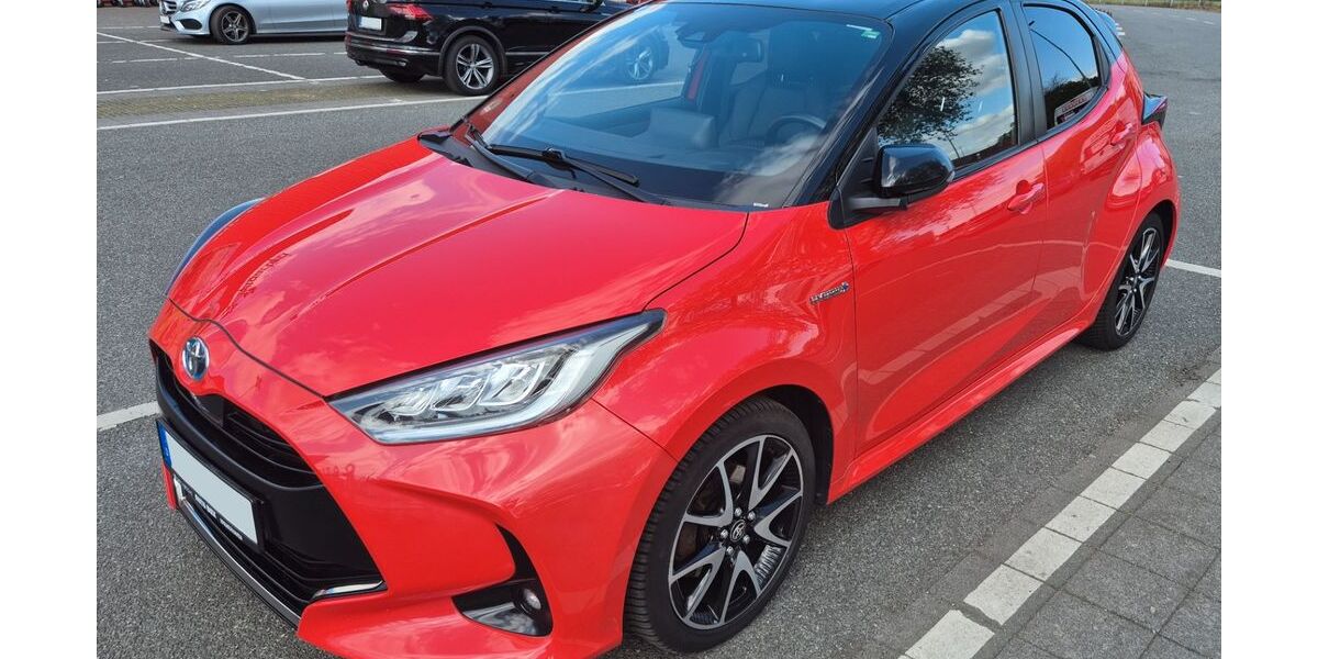 Toyota Yaris 164.786 km 12.749 &euro; Bremerhaven 27580