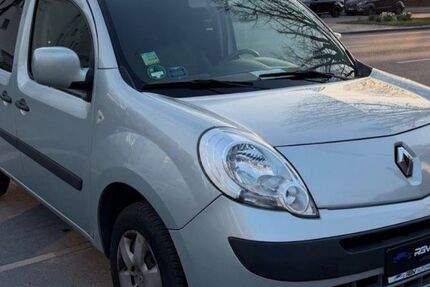 Renault Kangoo 176.000 km 3.350 &euro; Berlin 10589