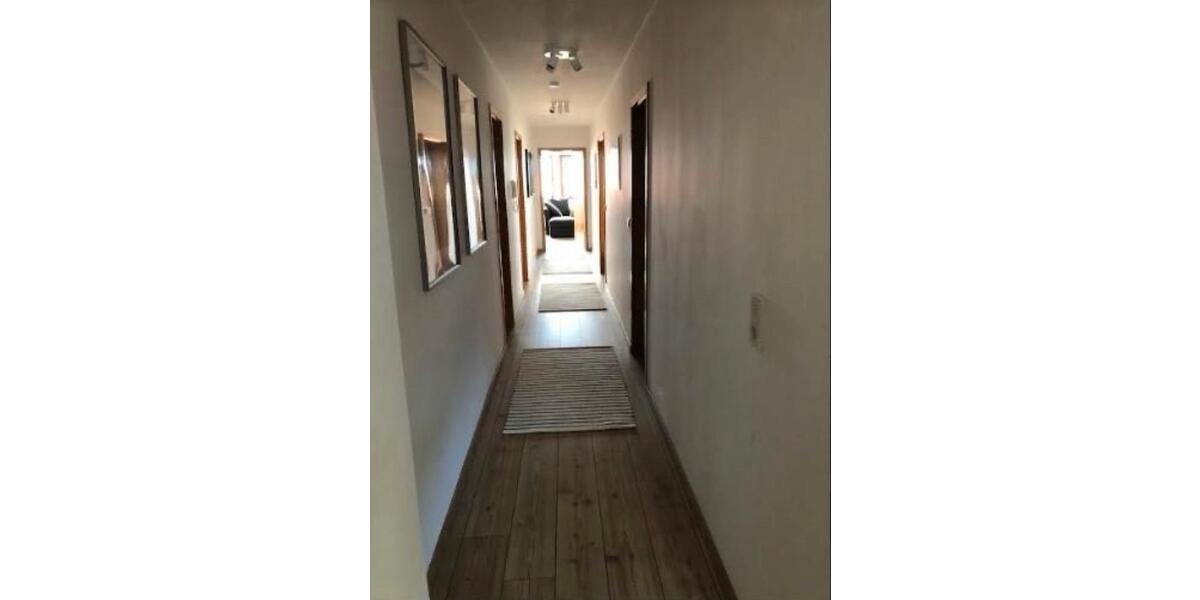 Einfamilienhaus Bad Wildungen - 8 Zimmer, 226 m&sup2;, 199.000&euro; | Angebot:26857853