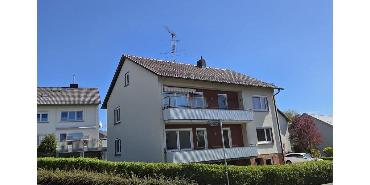 Mehrfamilienhaus, Wohnhaus Sonnefeld - 8 Zimmer, 200 m&sup2;, 890&euro; | Angebot:26417741