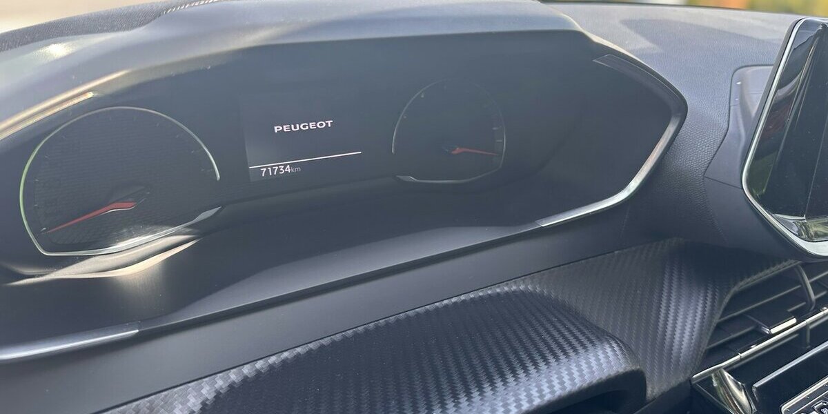 Peugeot 208 Active Pack 71.750 km 12.995 &euro; Meißen 01662