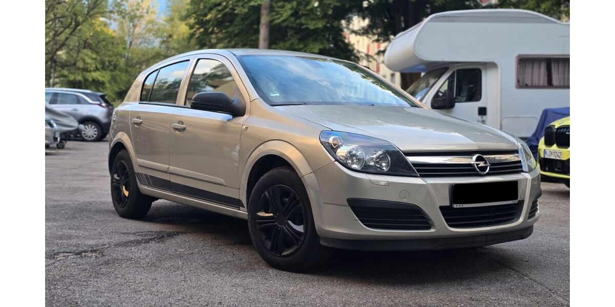 Opel Astra 80.300 km 3.790 &euro; München 81369