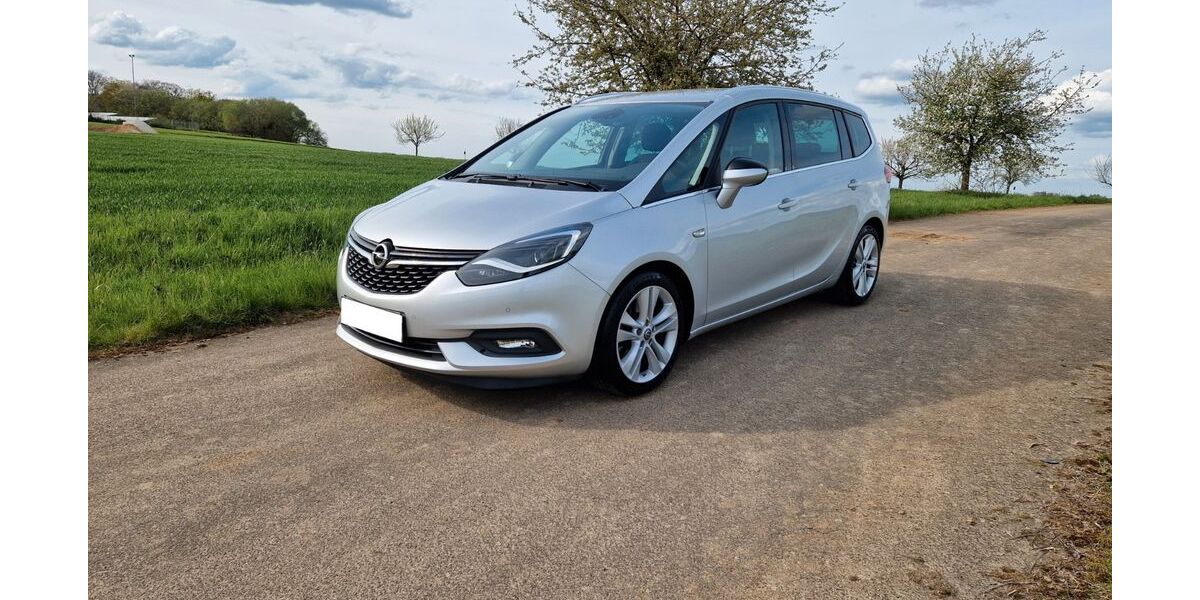 Opel Zafira 107.000 km 13.199 &euro; Nauort 56237