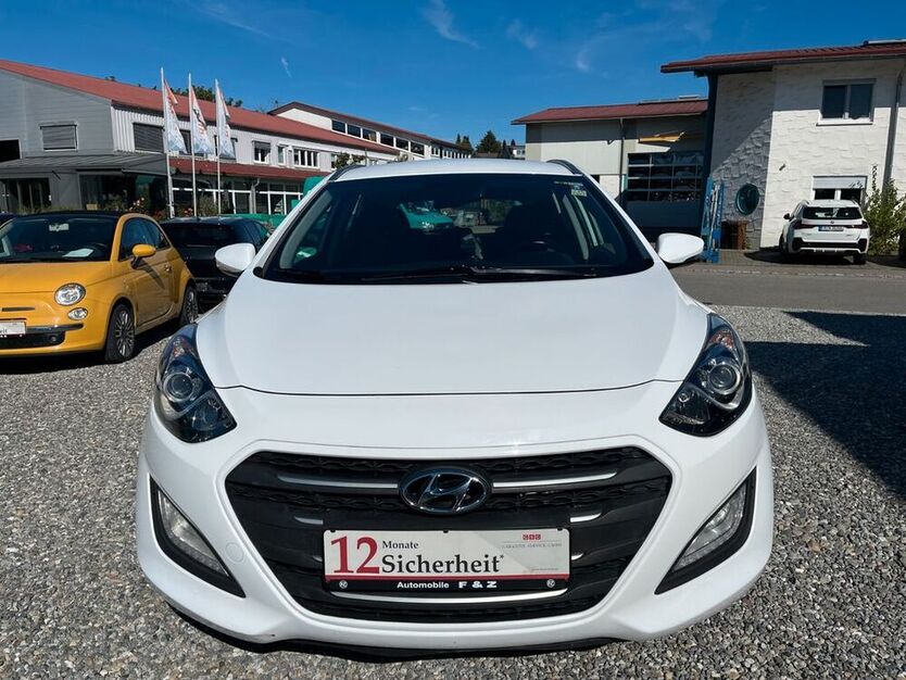 i30