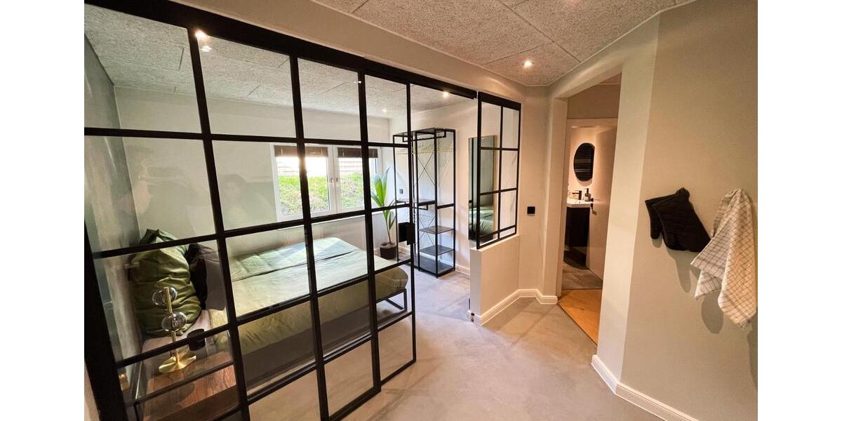 Moderne, vollmöblierte 2-Z.-Wohnung – All-Inclusive - Park. + Ter 2 zimmer