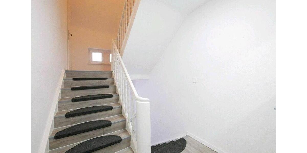 Maisonettenwohnung Bad Driburg - 7 Zimmer, 140 m&sup2;, 199.000&euro; | Angebot:26952186