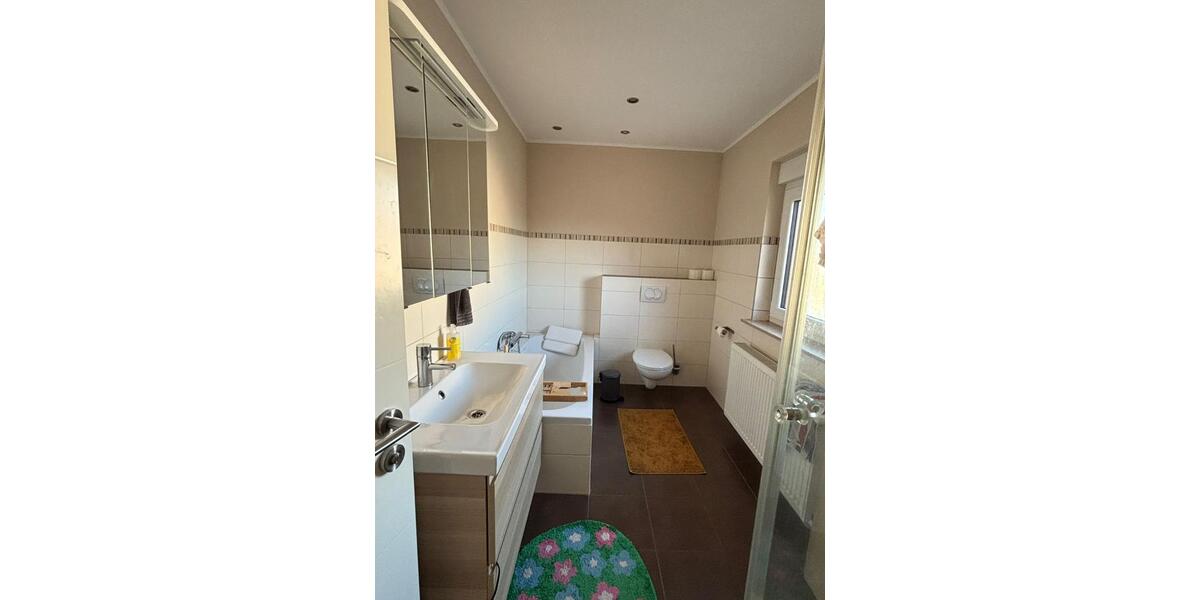 Etagenwohnung Quierschied - 4 Zimmer, 95 m&sup2;, 750&euro; | Angebot:25406725