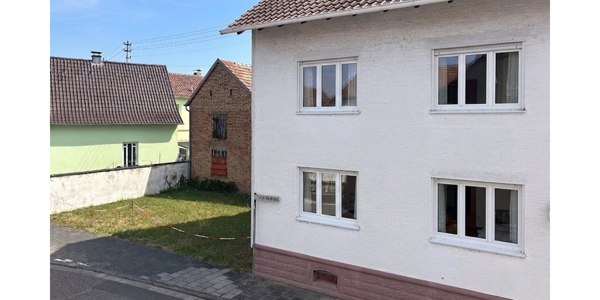 Großzügige 3-Zimmer-ETW mit 103 m² und toller Einbauküche in ruhiger Wohnlage von Harthausen - Etagenwohnung Harthausen | Angebot:27009560