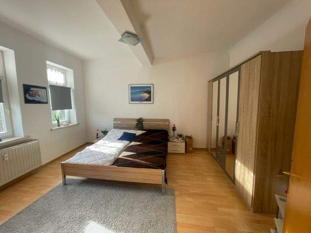 Großzügige 2-Raum-Wohnung zimmer