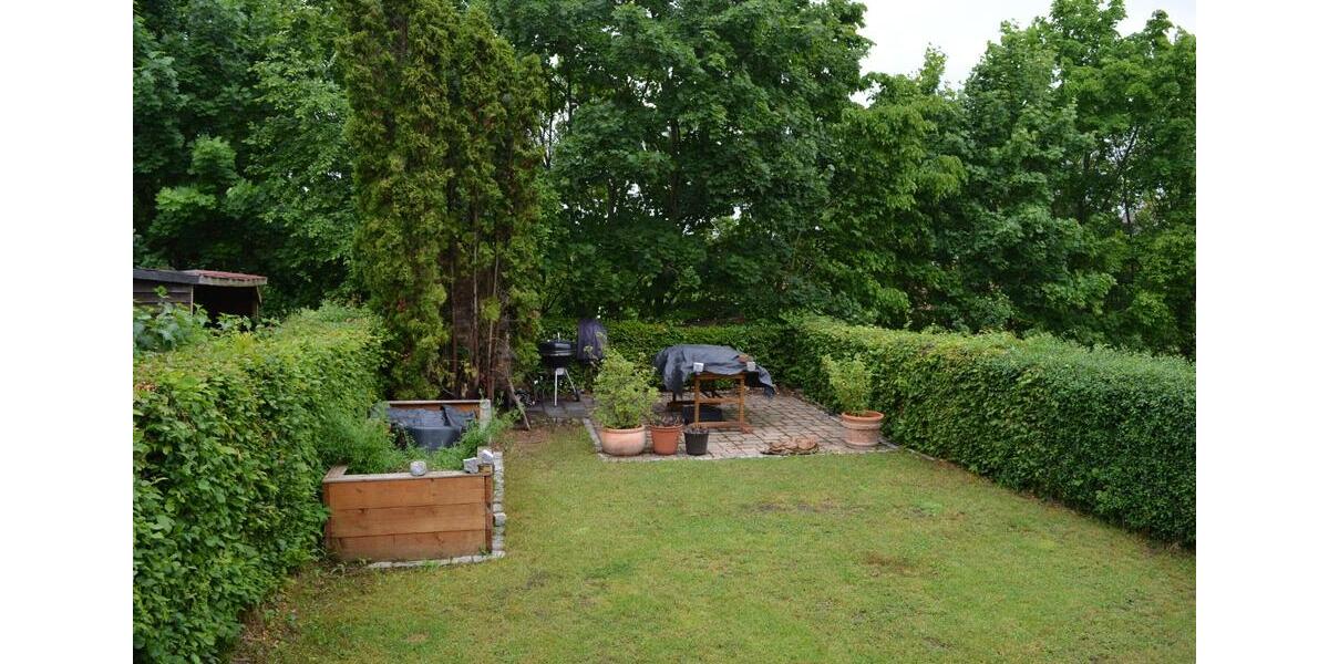 Reihenhaus Würzburg Lengfeld - 4 Zimmer, 109 m&sup2;, 1.370&euro; | Angebot:25419695