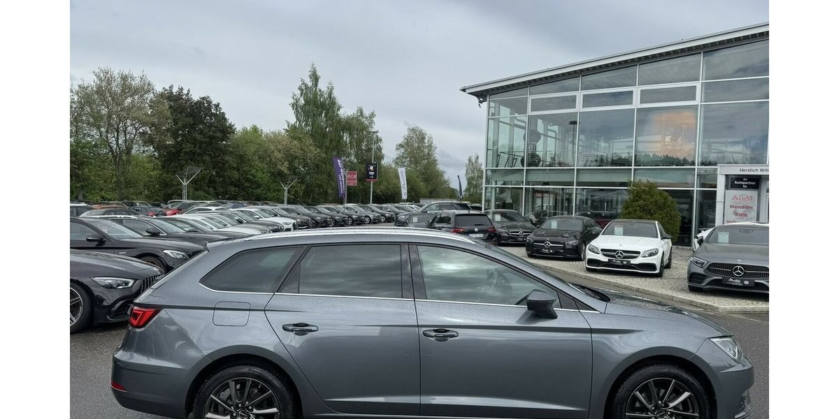 Seat Leon ST XCELLENCE 1.4 TSI/LED/KAMERA/NAVI/SHZ 59.102 km 15.800 &euro; Villingen-Schwenningen 78054