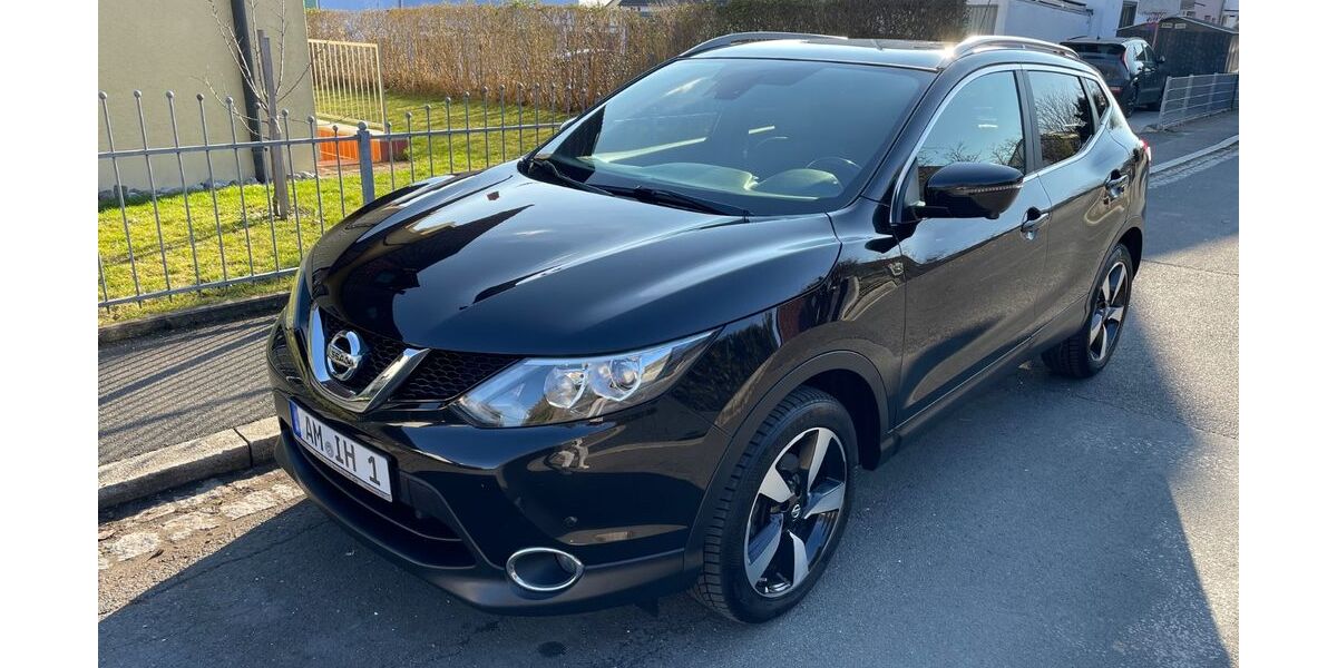 Nissan Qashqai 136.000 km 9.999 &euro; Amberg 92224