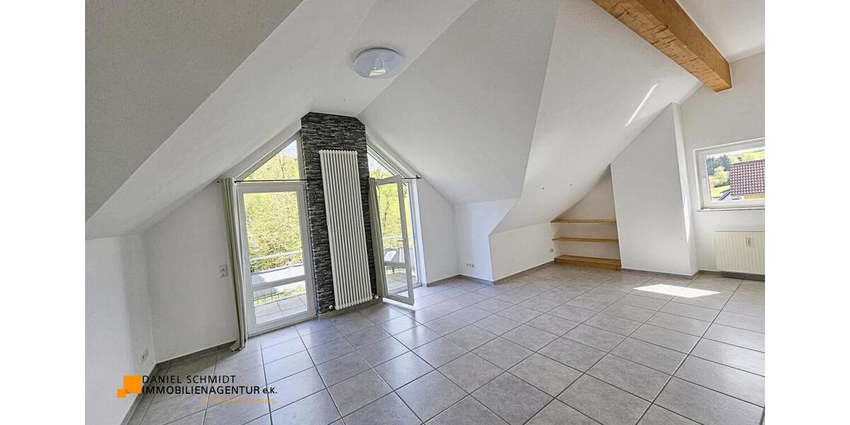 Dachgeschoßwohnung Reichshof - 2 Zimmer, 87 m&sup2;, 800&euro; | Angebot:26661778