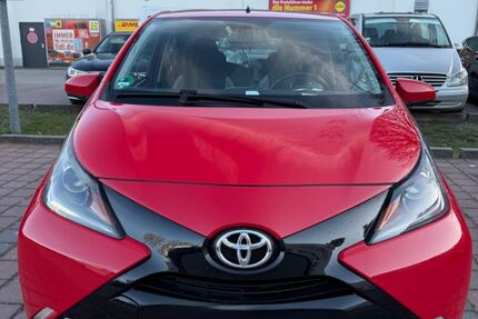 Toyota Aygo (X) 94.800 km 6.500 &euro; Berlin 10551