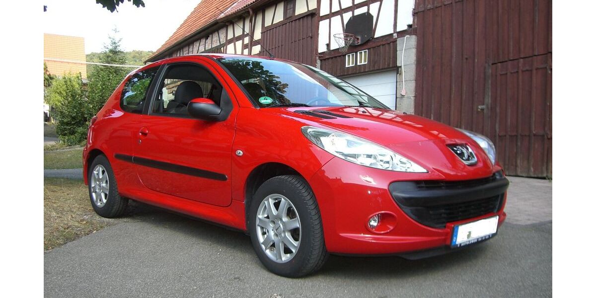 Peugeot 206 43.811 km 3.900 &euro; Murrhardt 71540