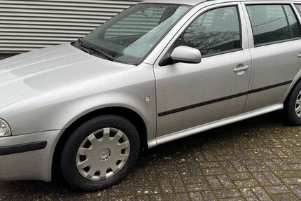 Skoda Octavia 194.992 km 4.750 &euro; Dillingen 66763