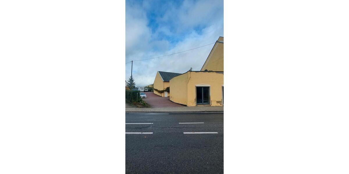 Mehrfamilienhaus, Wohnhaus Kruft - 11 Zimmer, 400 m&sup2;, 299.000&euro; | Angebot:24773236