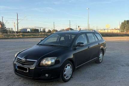 Toyota Avensis 145.000 km 5.400 € rostock 18146