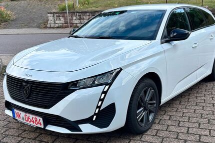 Peugeot 308 26.705 km 17.690 &euro; Dirmingen 66571