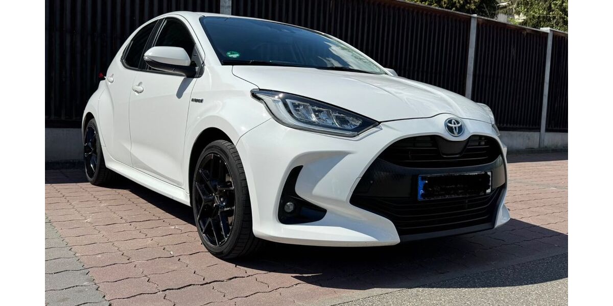 Toyota Yaris 100.000 km 14.700 &euro; Stuttgart 70563