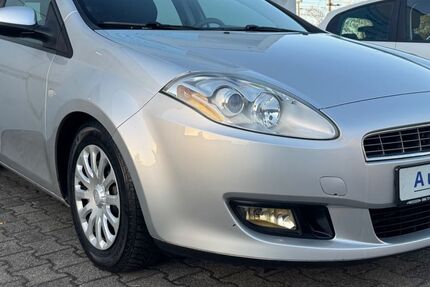 Fiat Bravo 141.344 km 2.790 &euro; Köln 50858