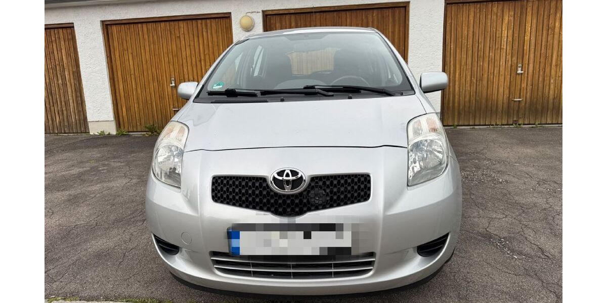Toyota Yaris 88.560 km 4.900 &euro; Kempten 87435