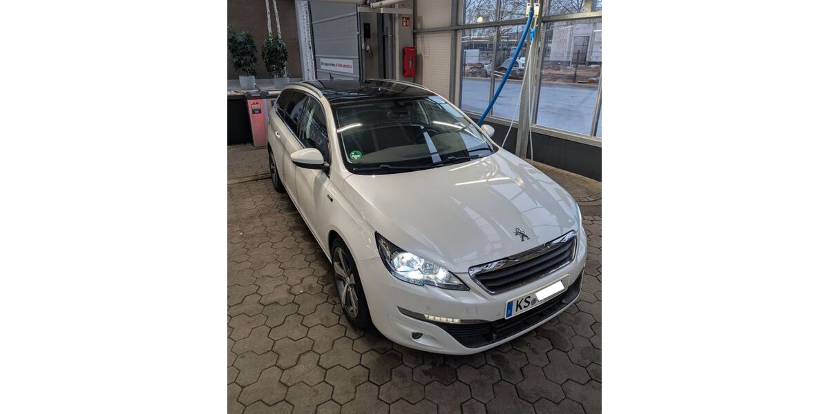Peugeot 308 155.000 km 6.800 &euro; Fuldabrück 34277