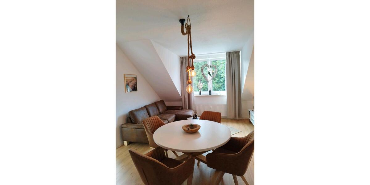 Dachgeschoßwohnung Goslar OS Hahnenklee-Bockswiese - 3 Zimmer, 56 m&sup2;, 130.000&euro; | Angebot:27114726