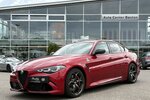 Alfa Romeo Giulia 2,9 V6 Quadrifoglio MEMORY/KAMERA/1.HAND 6.415 km 73.900 &euro; Villingen-Schwenningen 78054