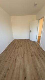 Etagenwohnung Bernsdorf - 2 Zimmer, 67 m&sup2;, 335&euro; | Angebot:26073257