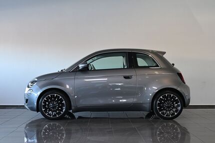 Fiat 500e 27.504 km 18.950 &euro; Paderborn 33100
