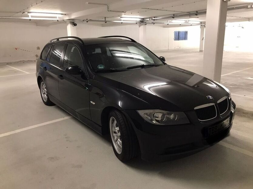 320