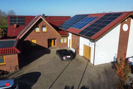 Halle in Wurster Nordseeküste 689.000 € zimmer