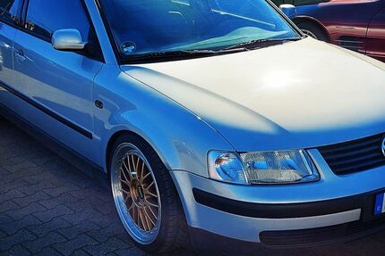 VW Passat 127.350 km 3.850 € Bochum 44866