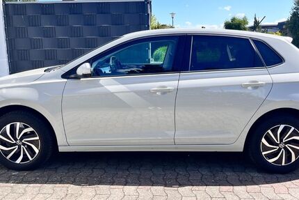 VW Polo 19.200 km 16.500 &euro; Wolfsburg 38442