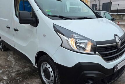 Renault Trafic 122.552 km 12.499 &euro; Berlin 12059