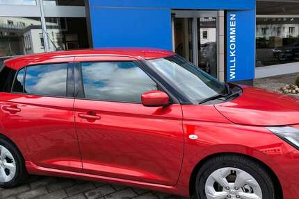 Suzuki Swift 2.185 km 16.990 &euro; Schmallenberg 57392