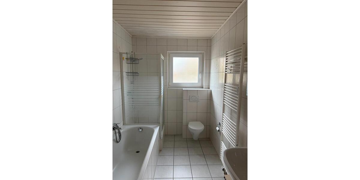 Maisonettenwohnung Wiesmoor - 4 Zimmer, 150 m&sup2;, 950&euro; | Angebot:26313178