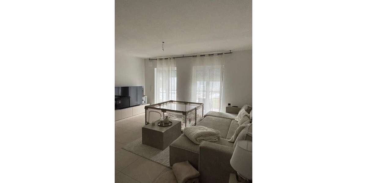 Etagenwohnung Grafing Hesselfurt - 3 Zimmer, 83 m&sup2;, 1.535&euro; | Angebot:24844110