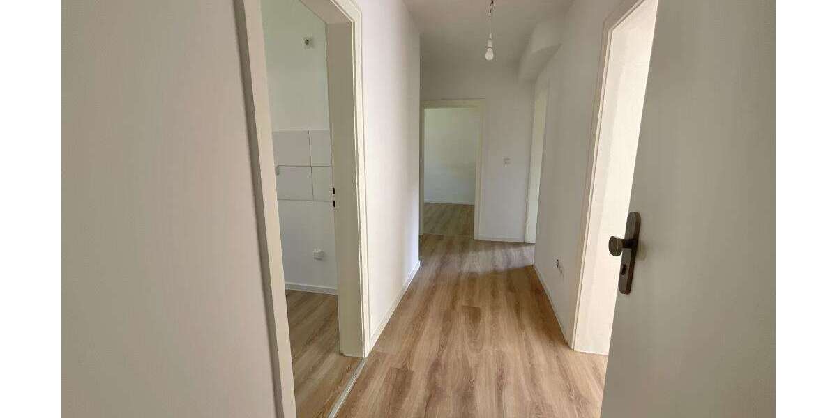 Etagenwohnung Aurich Sandhorst - 3 Zimmer, 65 m&sup2;, 499&euro; | Angebot:27147602