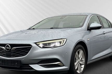 Opel Insignia 65.389 km 16.900 € Berlin 13581