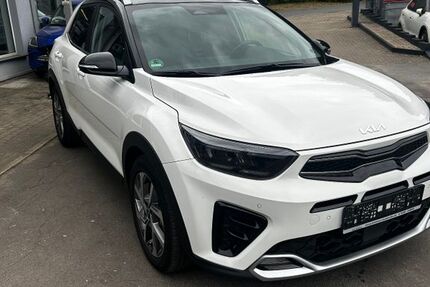 Kia Stonic 42.000 km 19.990 &euro; Gelsenkirchen 45899