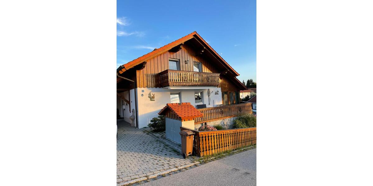 Einfamilienhaus Landau an der Isar - 6 Zimmer, 210 m&sup2;, 590.000&euro; | Angebot:25852618