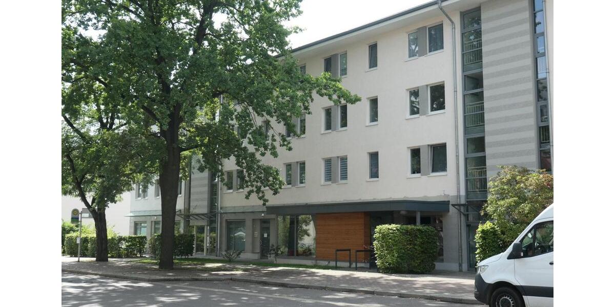 Dachgeschoßwohnung Cottbus Spremberger Vorstadt - 4 Zimmer, 113 m&sup2;, 1.305&euro; | Angebot:26459254