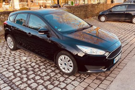 Ford Focus 102.500 km 5.299 &euro; Bad Pyrmont 31812