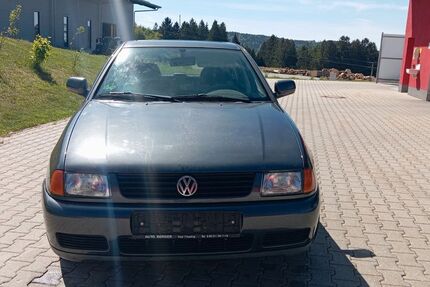 VW Polo 165.000 km 900 &euro; Wegscheid 94110