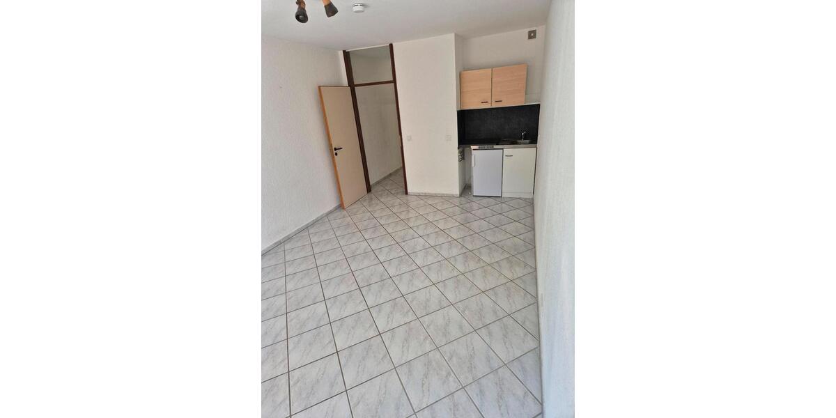 Etagenwohnung Trier - 1 Zimmer, 30 m&sup2;, 390&euro; | Angebot:26408074