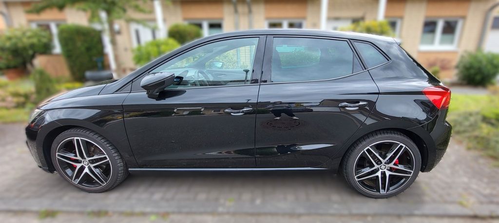Seat Ibiza 11.900 km 17.600 &euro; Leverkusen 51375