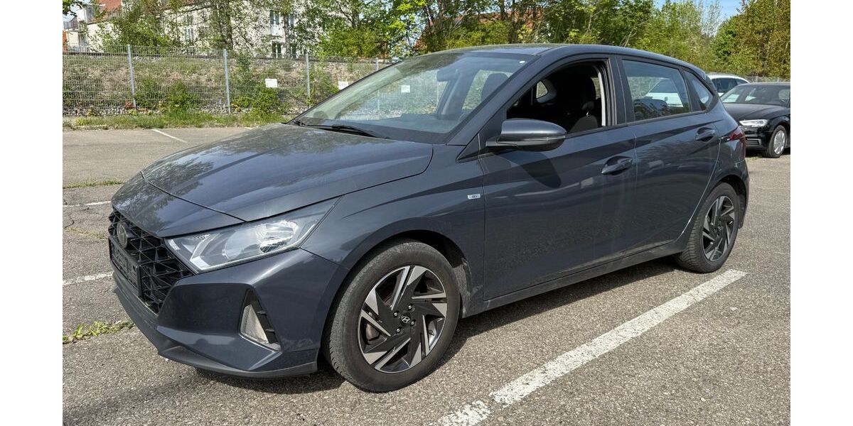 Hyundai i20 64.500 km 13.960 &euro; Neusäß 86356