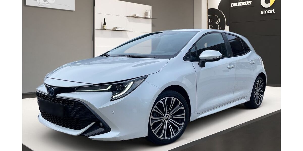 Toyota Corolla 33.318 km 19.988 &euro; Köln 51067